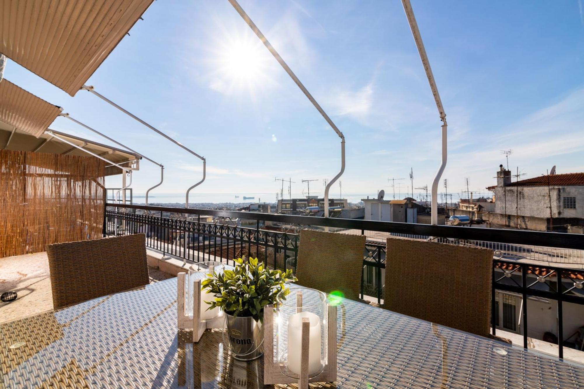 F & B Collection - Seaview 2 Bedroom Penthouse Apartment